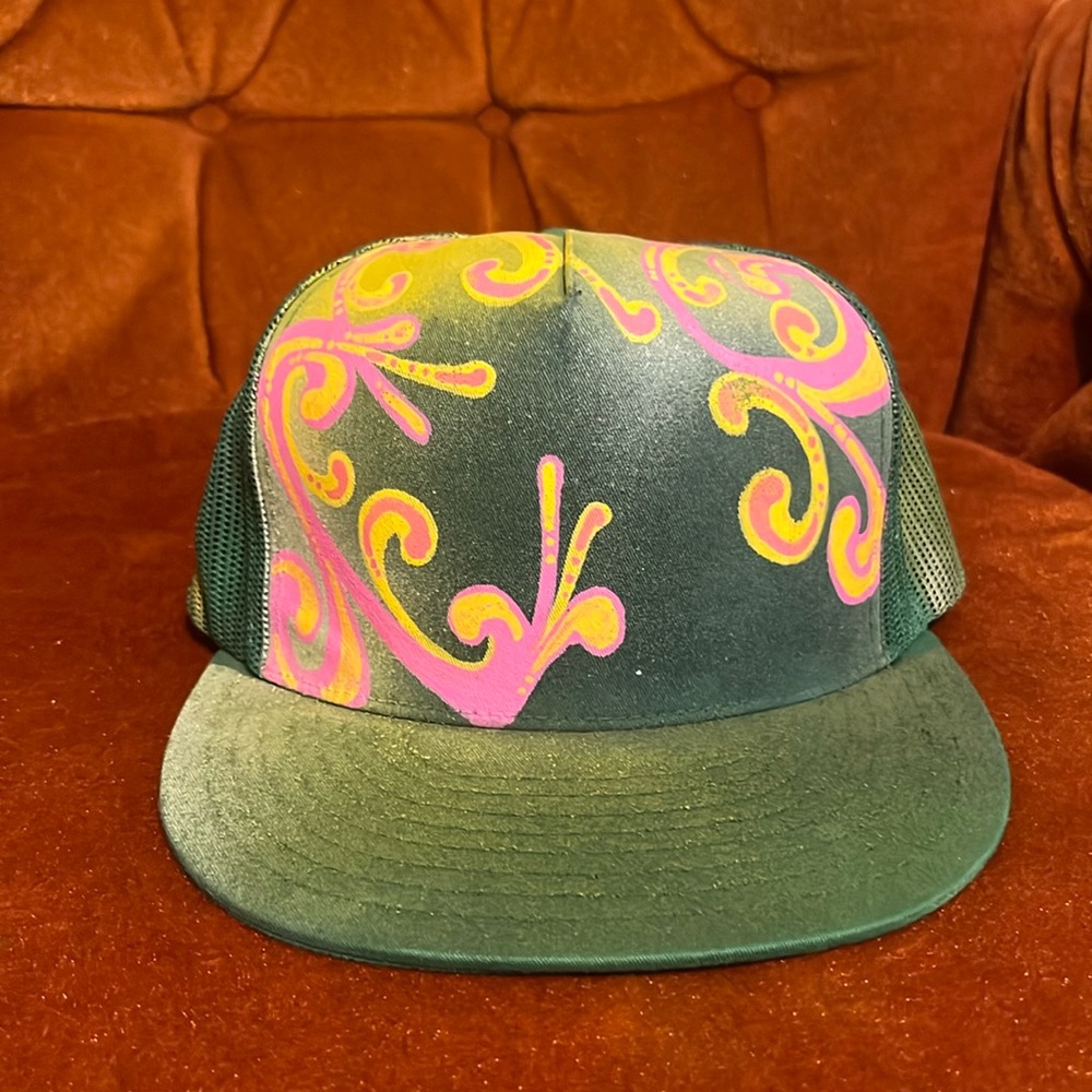 Trucker hat